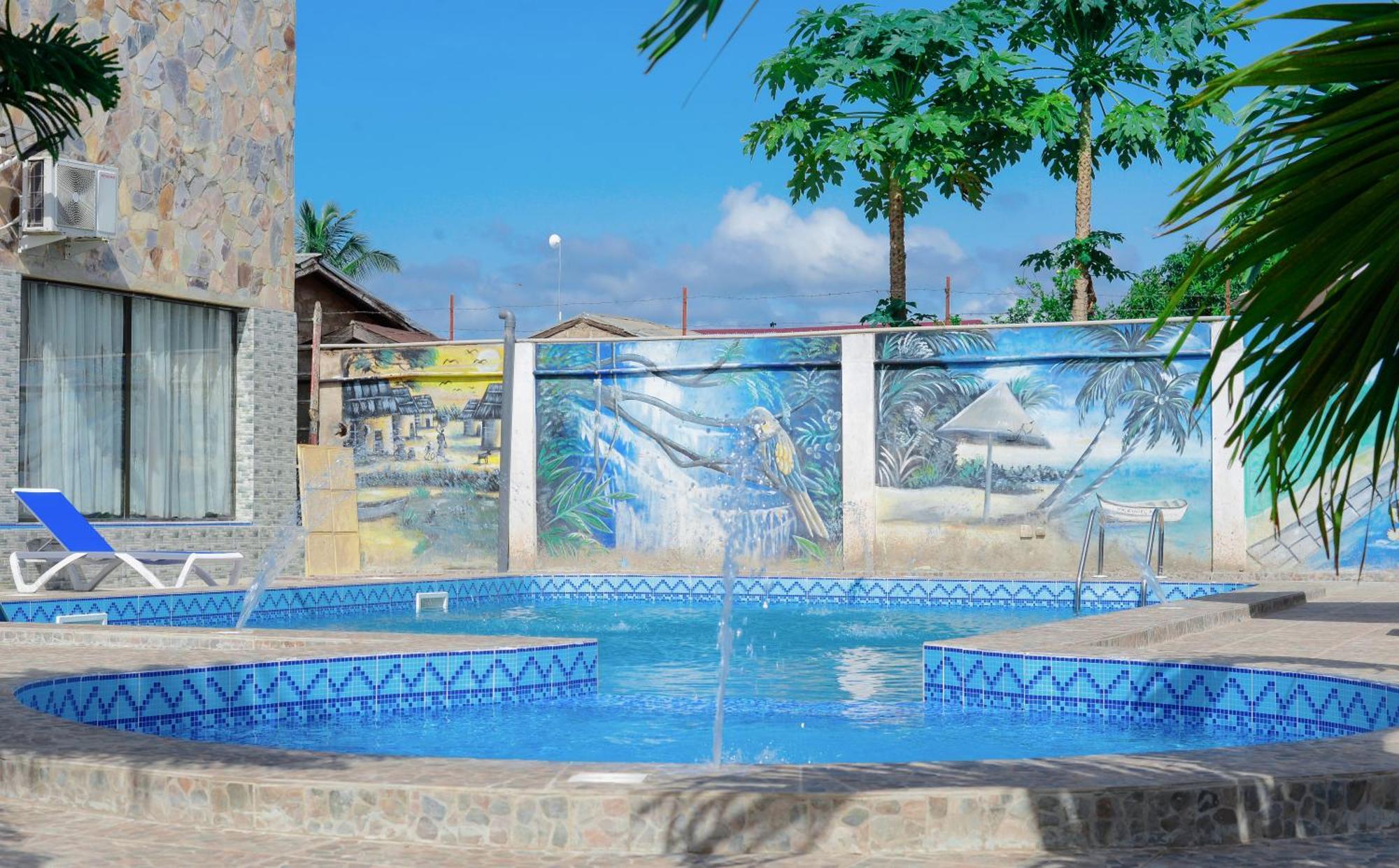 Hotel Ganiela Kpalime ภายนอก รูปภาพ