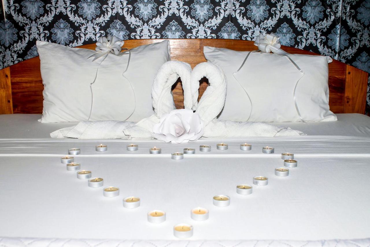 Hotel Ganiela Kpalime ภายนอก รูปภาพ